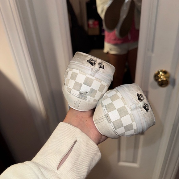 Checkered vans - Picture 4 of 6
